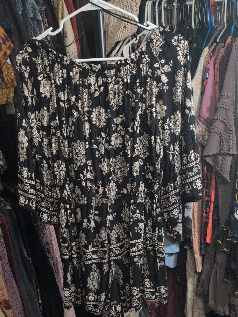 Angie Black and Cream Floral Romper NWT - Picture 5 of 5
